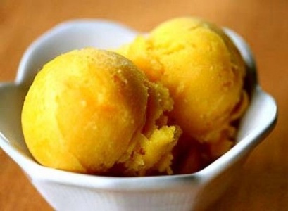 Воздушное суфле-мороженое из манго