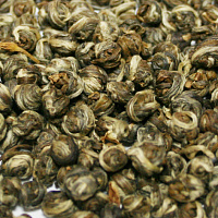 Зеленый жасминовый чай Хуа Лун Чжу (жасминовая жемчужина)